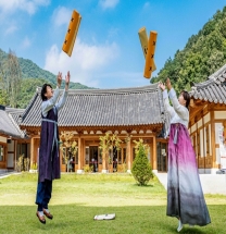 김천시, 2022 사명대사공원 한복 사진공모전 수상작 시상