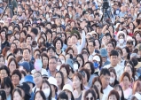 칠곡군수, 열린음악회에서 주민들과 어울려 공연 관람!