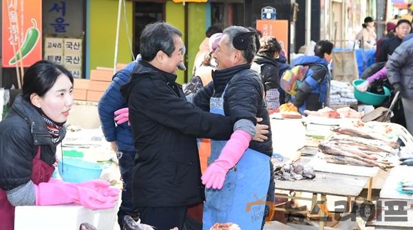 전통시장으로 오세요1.JPG