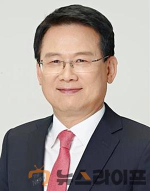 윤두현 국회의원.jpg