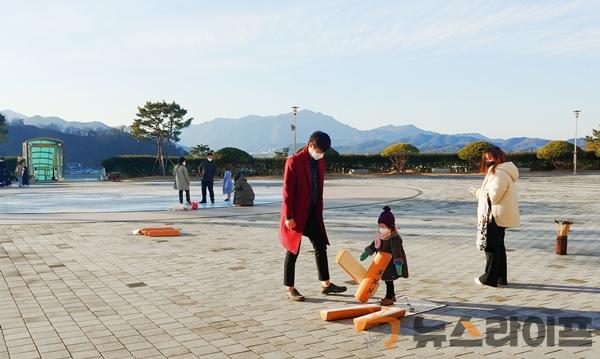 칠곡호국평화기념관2022년도 설 사진(2).JPG