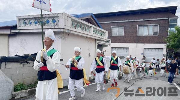 단오절, 전통과 문화를 잇는 줄다리기 한판!(사진2).jpg