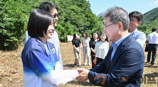 유도 허미미  독립운동가이자 현조부 故 허석 의사 기적비 참배 (3).jpg